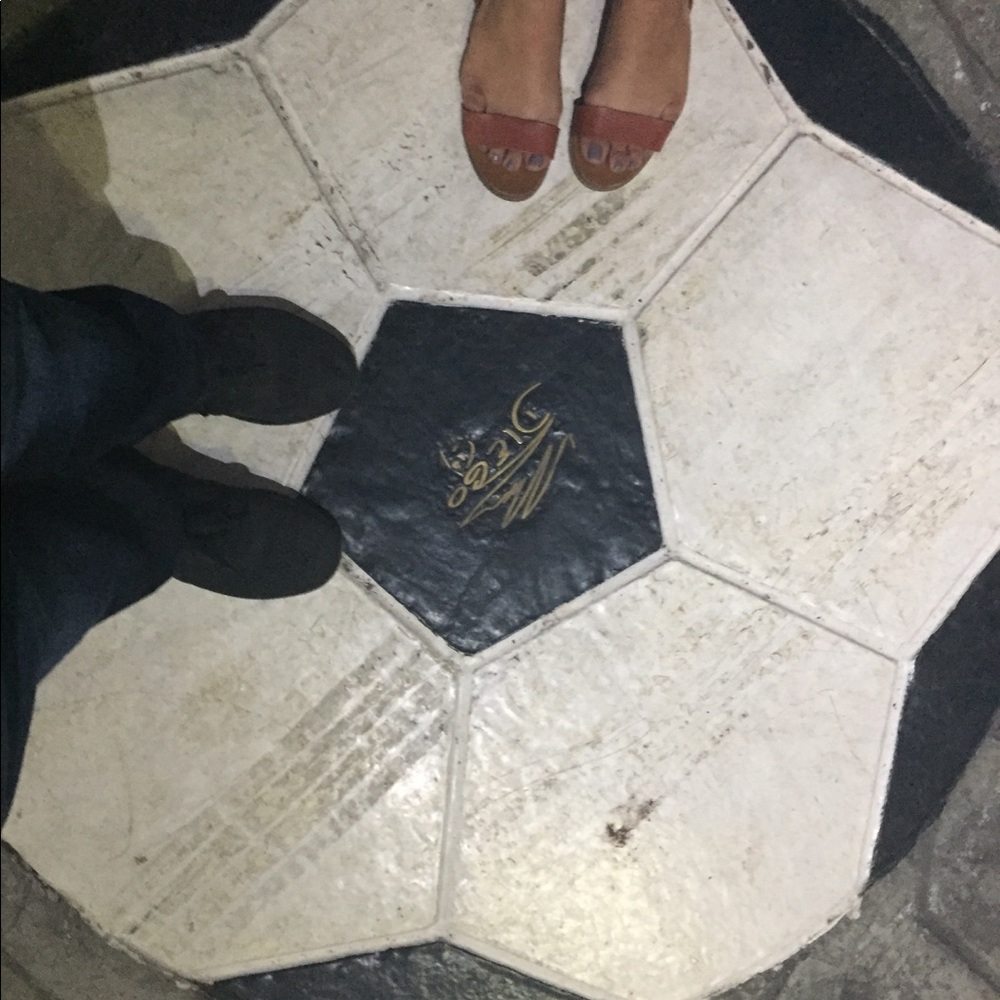 Meet your Posher, Valentina